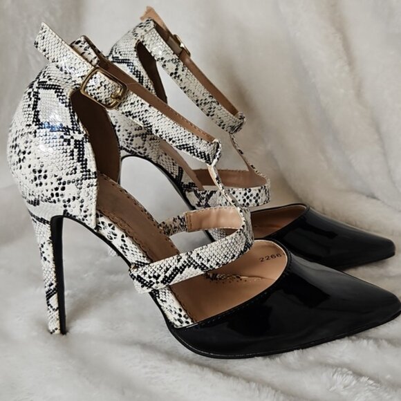 JG Black Patent & Snakeskin T-Strap Heels - Size 7.5 Pointed Toe Stilettos - Picture 5 of 8